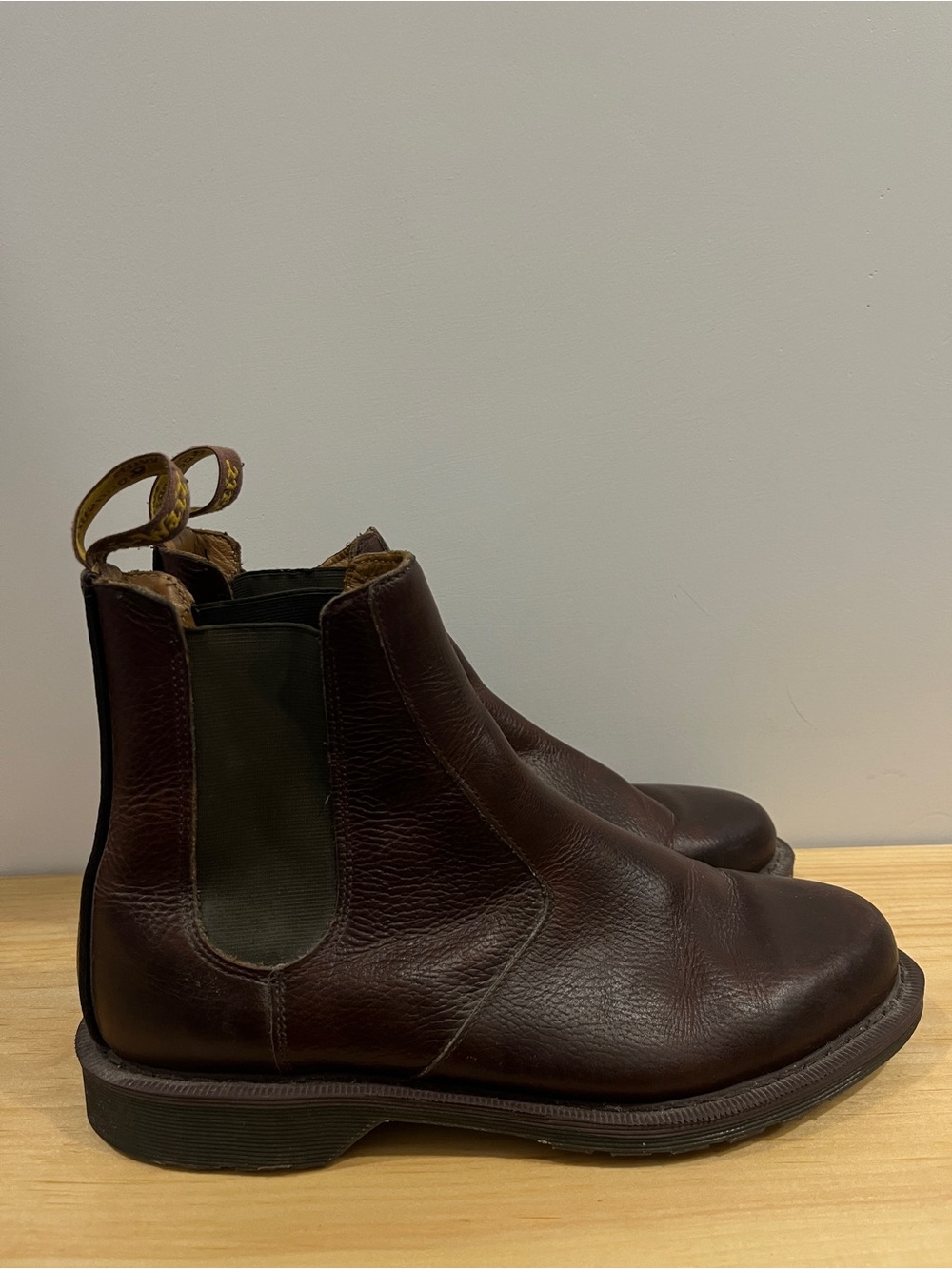 Dr. Martens Men's Brown Leather Chukka Boots US 11